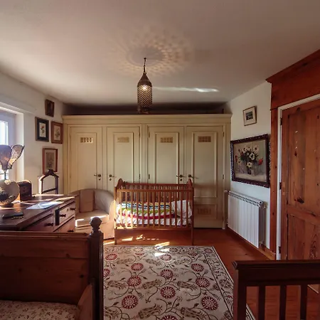 Shepinetree - Capela House