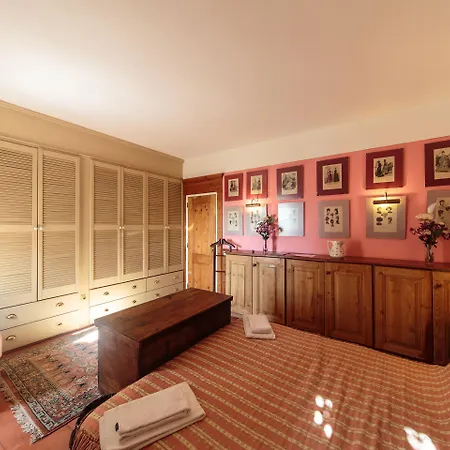 Shepinetree - Capela House Villa *