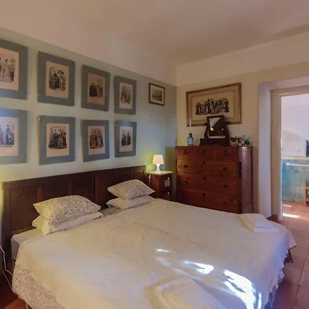Villa Shepinetree - Capela House